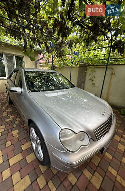 Седан Mercedes-Benz C-Class 2000 в 