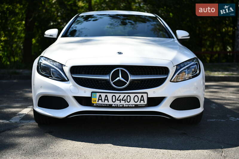 Купе Mercedes-Benz C-Class 2017 в 