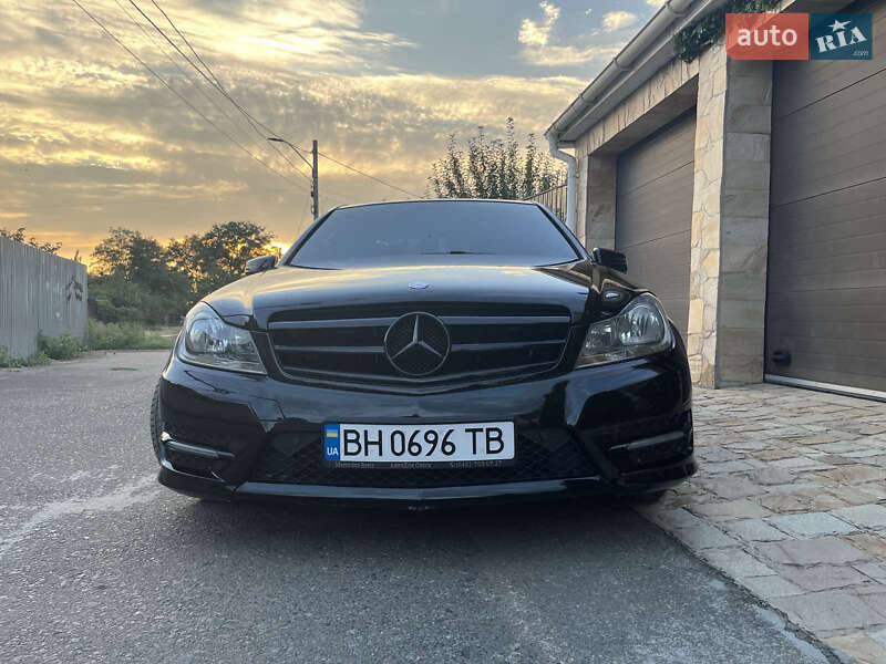 Седан Mercedes-Benz C-Class 2014 в Одессе