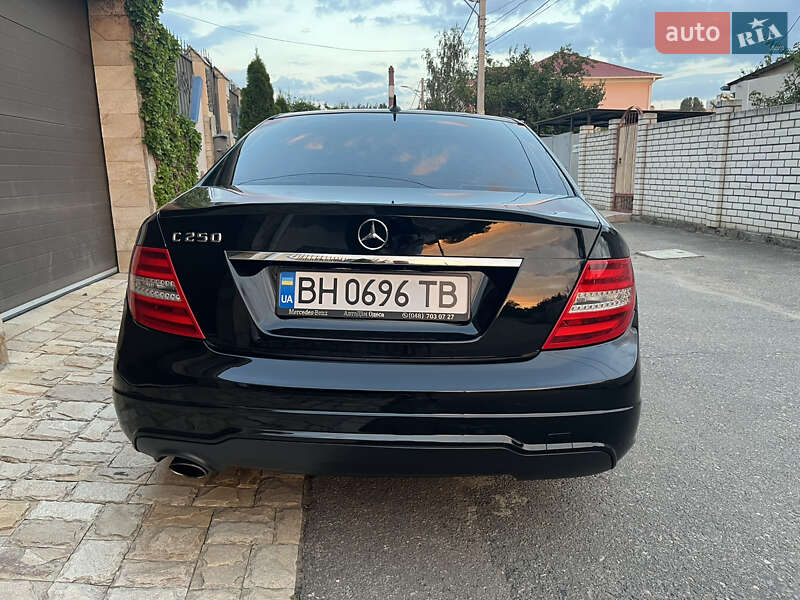 Седан Mercedes-Benz C-Class 2014 в Одессе