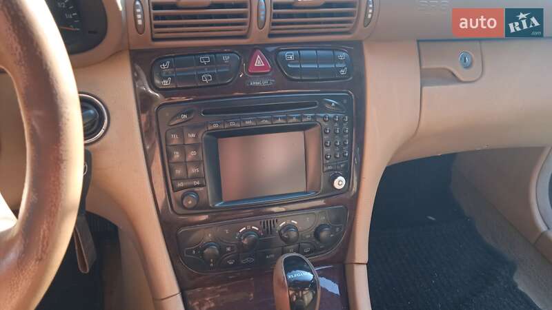 Универсал Mercedes-Benz C-Class 2001 в Млинове