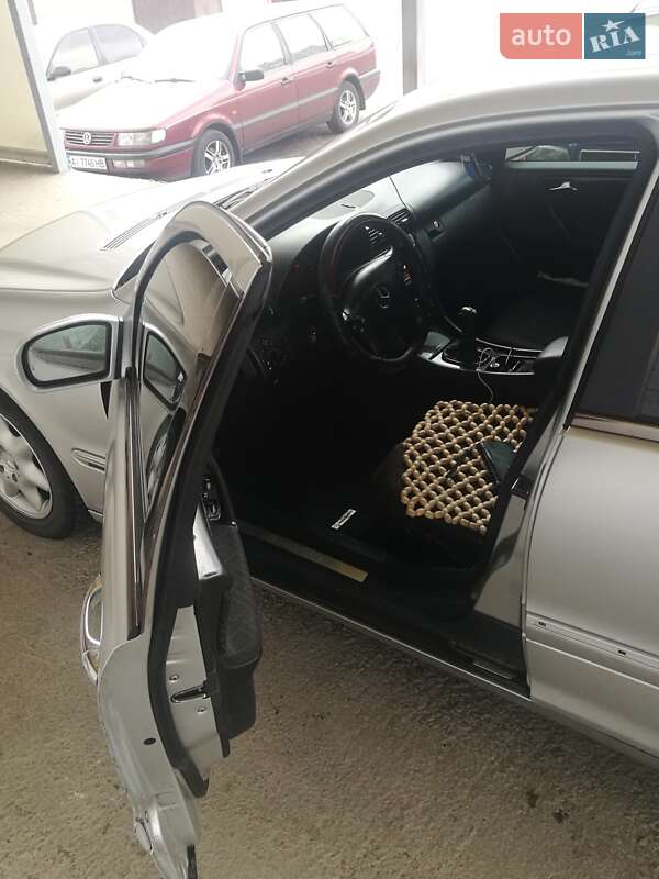Седан Mercedes-Benz C-Class 2001 в Белой Церкви фото 33 Седан Mercedes-Benz C-Class 2001 в Белой Церкви