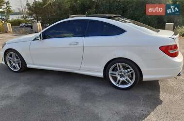Купе Mercedes-Benz C-Class 2012 в 