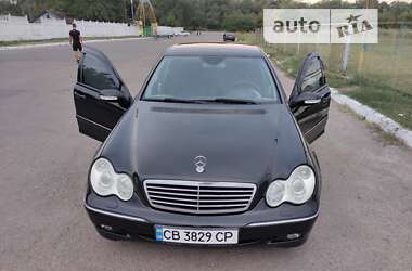 Седан Mercedes-Benz C-Class 2003 в Прилуках