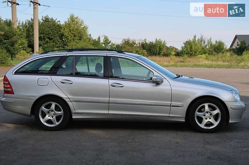 Универсал Mercedes-Benz C-Class 2002 в Василькове
