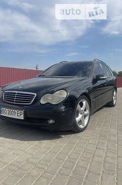 Універсал Mercedes-Benz C-Class 2002 в Заліщиках