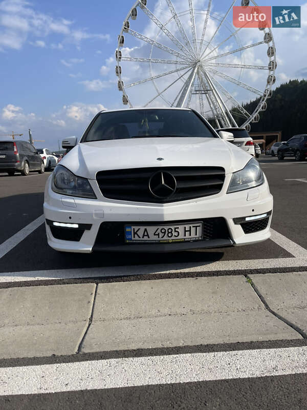 Седан Mercedes-Benz C-Class 2012 в Киеве