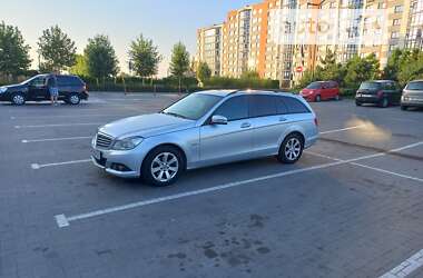 Універсал Mercedes-Benz C-Class 2011 в Івано-Франківську