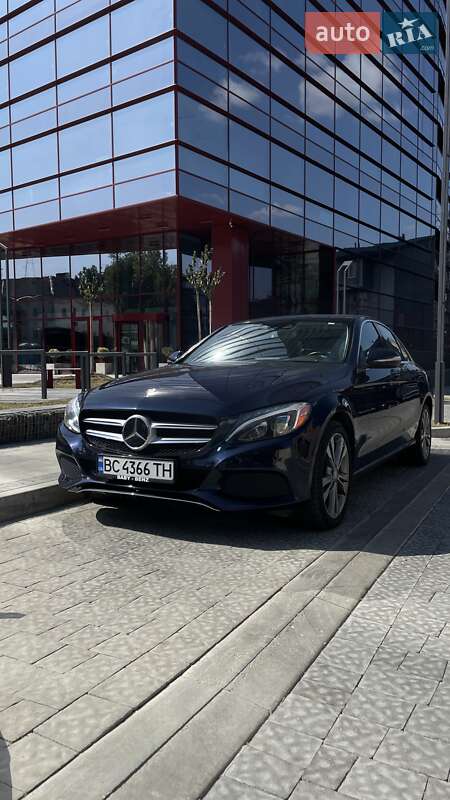 Седан Mercedes-Benz C-Class 2015 в Львове
