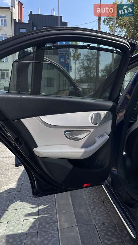 Седан Mercedes-Benz C-Class 2015 в Львове