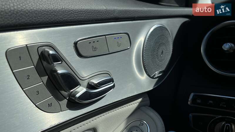 Седан Mercedes-Benz C-Class 2015 в Львове