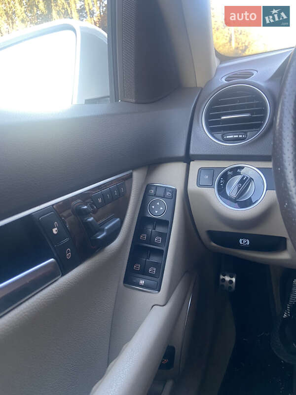Седан Mercedes-Benz C-Class 2013 в Тернополе