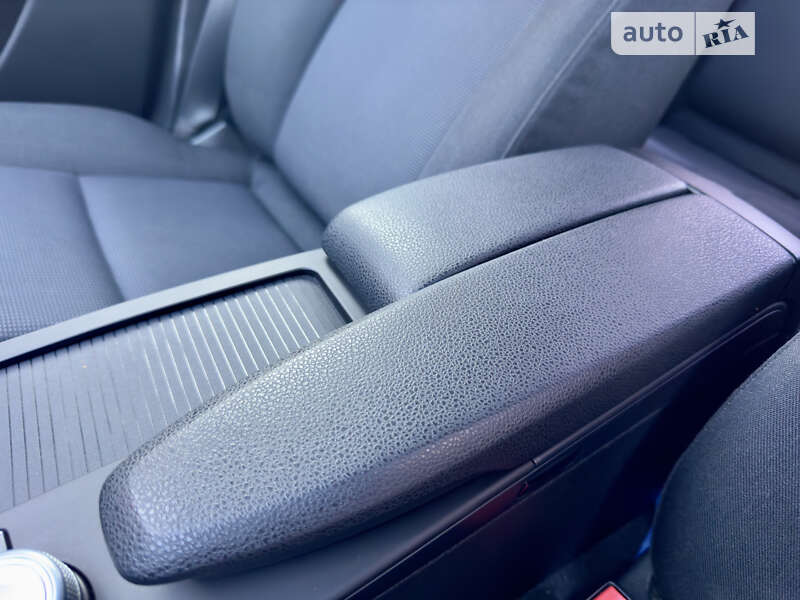 Седан Mercedes-Benz C-Class 2008 в Ровно