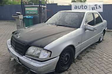 Седан Mercedes-Benz C-Class 1997 в Черновцах