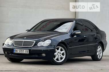 Седан Mercedes-Benz C-Class 2003 в Сарнах