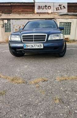 Седан Mercedes-Benz C-Class 1995 в Харкові