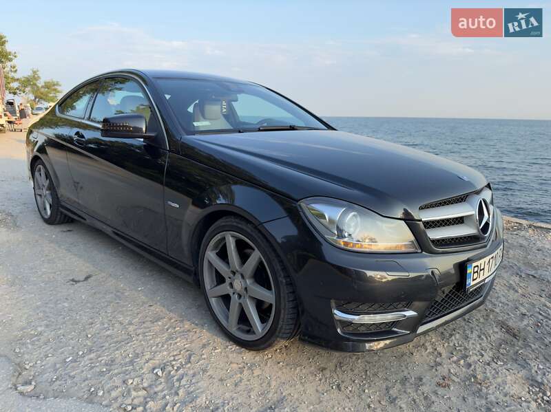 Купе Mercedes-Benz C-Class 2012 в Одессе