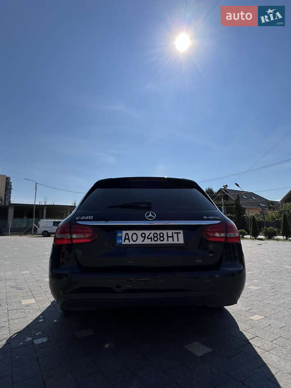 Универсал Mercedes-Benz C-Class 2014 в Ужгороде