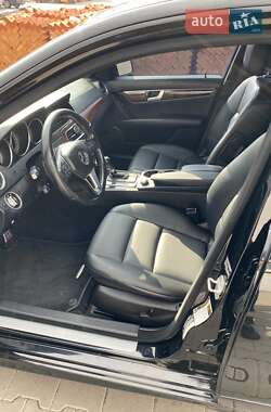 Седан Mercedes-Benz C-Class 2013 в 