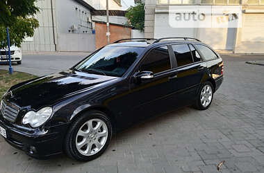 Універсал Mercedes-Benz C-Class 2006 в Кам'янському