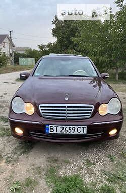 Седан Mercedes-Benz C-Class 2006 в Херсоне