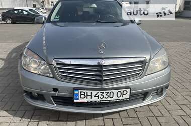 Универсал Mercedes-Benz C-Class 2010 в Киеве