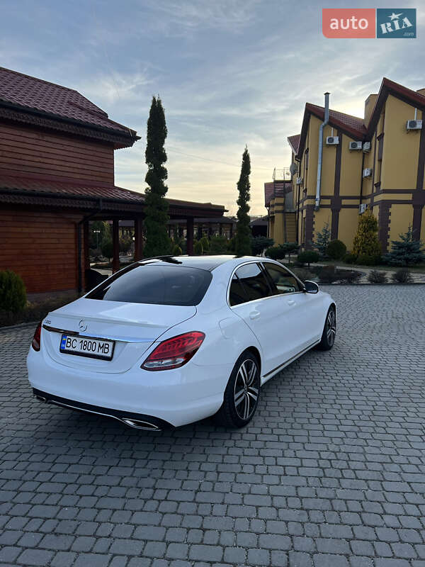 Седан Mercedes-Benz C-Class 2016 в Львове