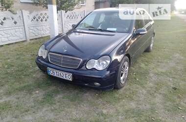 Седан Mercedes-Benz C-Class 2002 в Чернігові