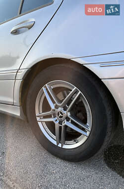 Седан Mercedes-Benz C-Class 2001 в 