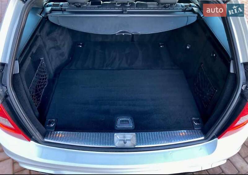 Универсал Mercedes-Benz C-Class 2011 в Гостомеле
