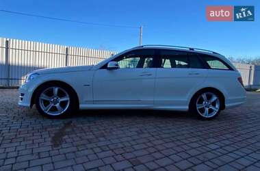 Универсал Mercedes-Benz C-Class 2011 в 