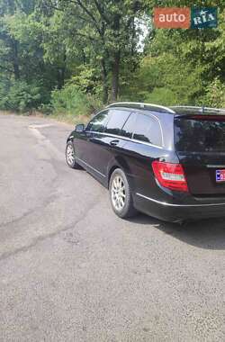 Універсал Mercedes-Benz C-Class 2012 в 