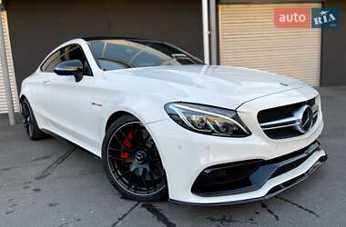 Купе Mercedes-Benz C-Class 2016 в 