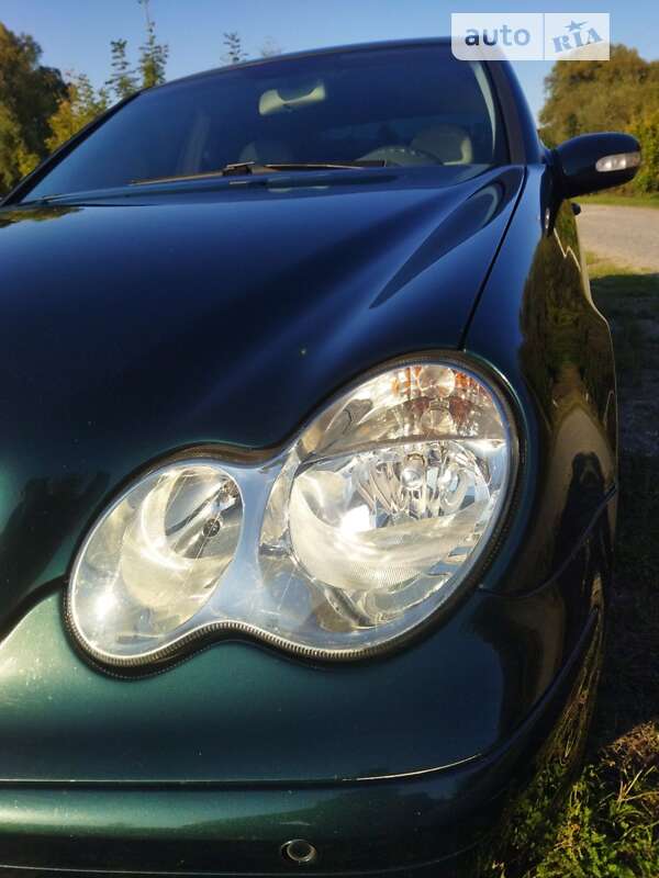 Седан Mercedes-Benz C-Class 2002 в Хмельницком