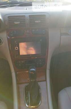 Седан Mercedes-Benz C-Class 2002 в 