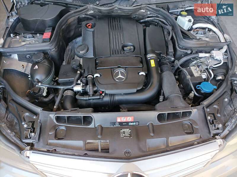 Седан Mercedes-Benz C-Class 2011 в Одессе