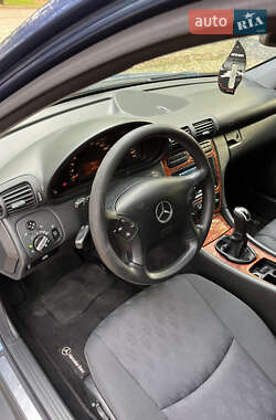 Седан Mercedes-Benz C-Class 2002 в 