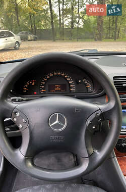 Седан Mercedes-Benz C-Class 2002 в 