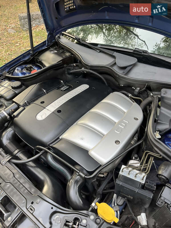Седан Mercedes-Benz C-Class 2002 в Запоріжжі