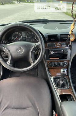 Седан Mercedes-Benz C-Class 2006 в 