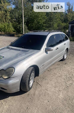 Універсал Mercedes-Benz C-Class 2002 в Добропіллі