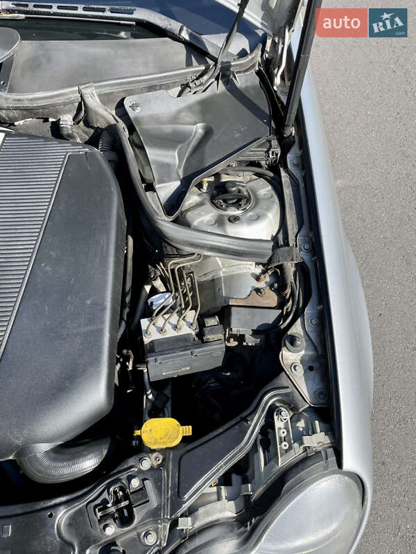 Универсал Mercedes-Benz C-Class 2003 в Днепре