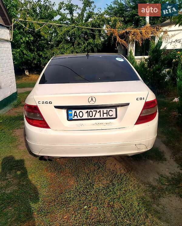 Седан Mercedes-Benz C-Class 2008 в Полтаве