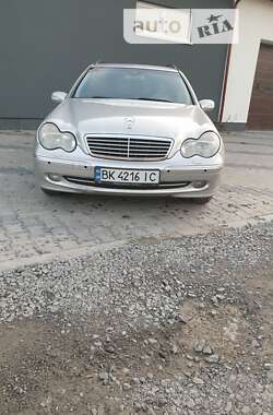 Універсал Mercedes-Benz C-Class 2004 в Звягелі