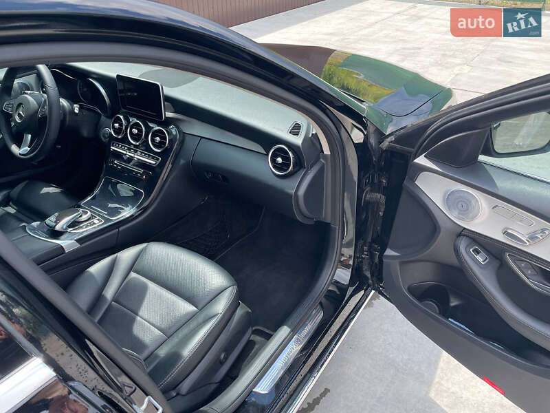 Седан Mercedes-Benz C-Class 2014 в Львове