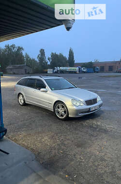 Універсал Mercedes-Benz C-Class 2003 в Калинівці