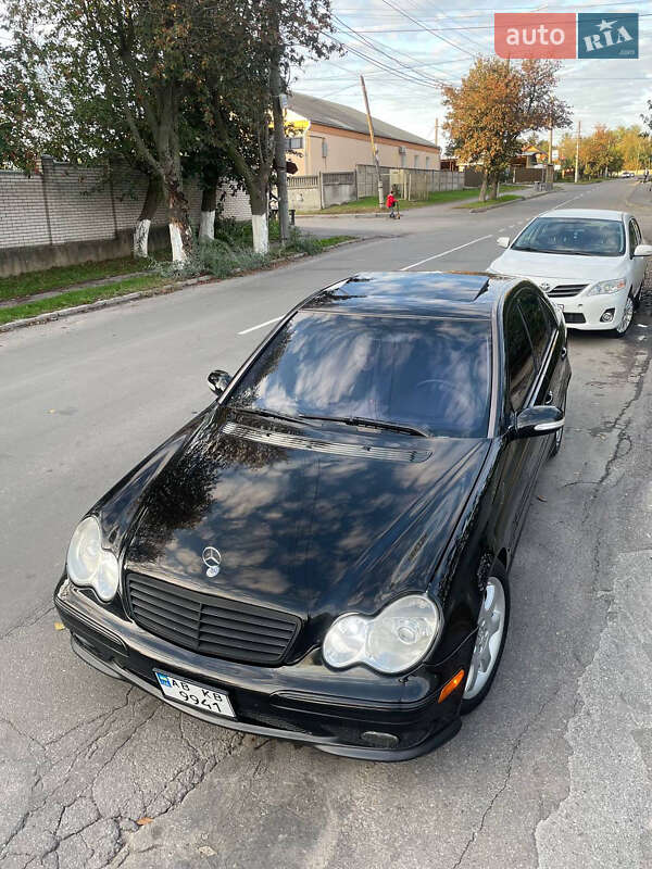 Седан Mercedes-Benz C-Class 2006 в Виннице