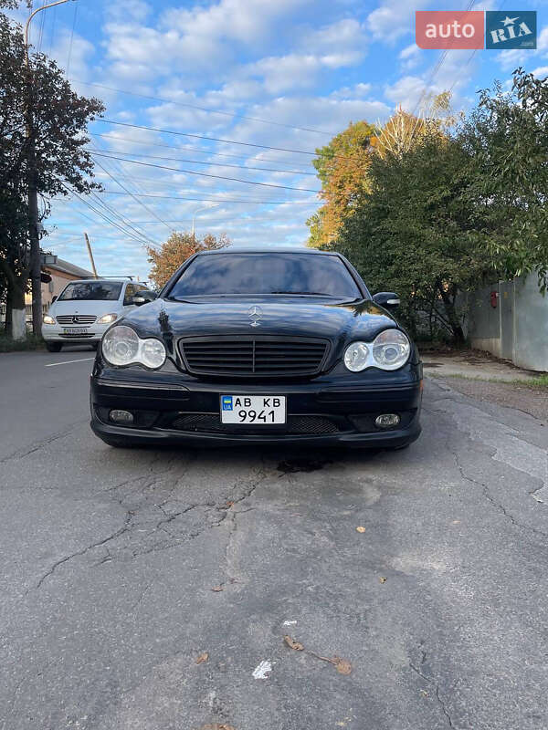 Седан Mercedes-Benz C-Class 2006 в Виннице
