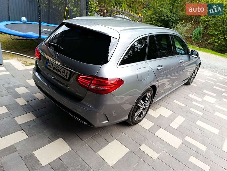 Універсал Mercedes-Benz C-Class 2016 в Сваляві