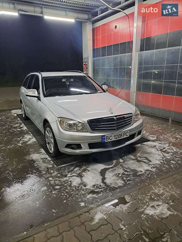 Универсал Mercedes-Benz C-Class 2007 в Стрые